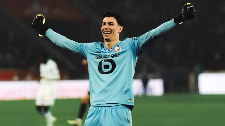 Berke Özer yine sahnede! Young Boys’a penaltı şoku yaşattı, kurtarış rekoruna koşuyor