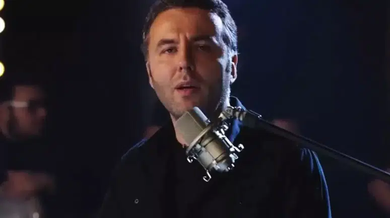 Ünlü gazeteci klip yıldızı çıktı! Mehmet Akif Ersoy’un şarkı sözleri olay yarattı