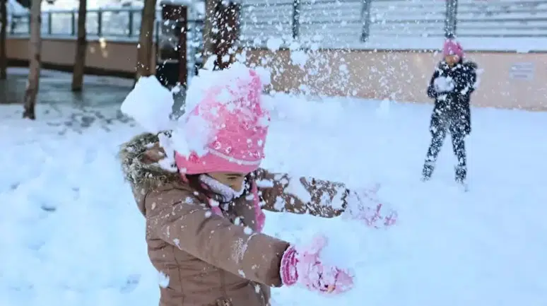 Kar Alarmı! 7 İlde Okullar Tatil Edildi – 26 Şubat Tatil Olan Yerler