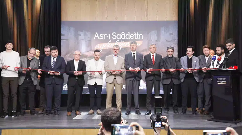 İslam tarihi üç boyutlu anlatımla canlanıyor