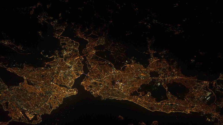 İstanbul uzaydan görüntülendi Astronotların çektiği kareler paylaşıldı