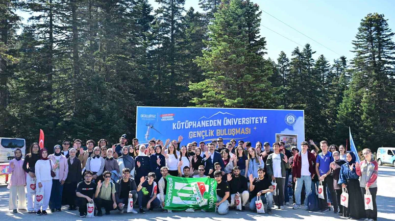 Yıldırım’ın başarılı gençleri Uludağ’da üniversite sevincini yaşadı