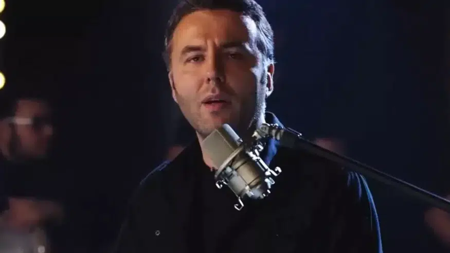 Ünlü gazeteci klip yıldızı çıktı! Mehmet Akif Ersoy’un şarkı sözleri olay yarattı