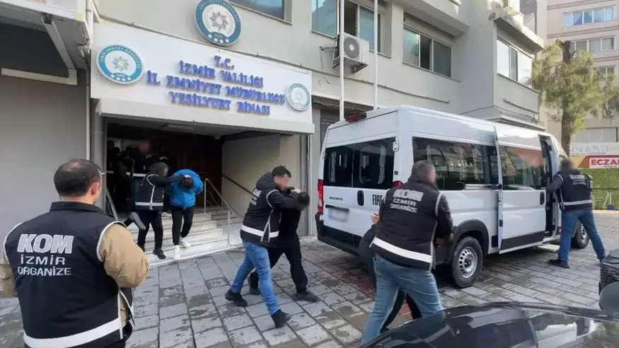 İzmir Bornova’da Yanlışlıkla Öldürülen Sinan Ümit: Suç Örgütü Operasyonu 16 Tutuklama