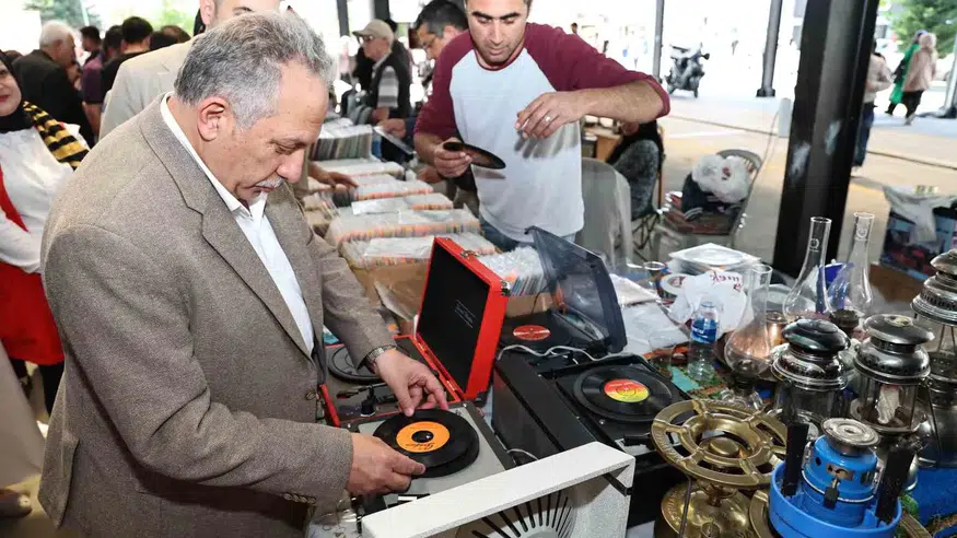 Bu Pazar Talas’ta Antikacılar Kültür ve Nostaljiyle Buluşuyor