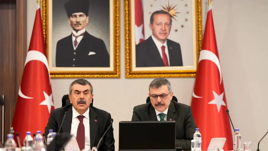 Okullarda Güvenlik İçin 81 İl Alarmda: Bakanlar Kritik Toplantı Yaptı