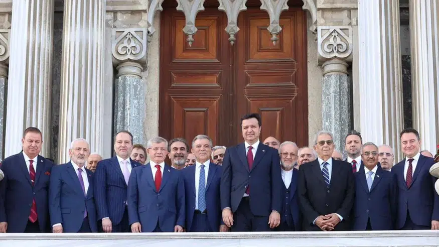Liderlerden Peş Peşe Mesajlar! D8 Zirvesinde Neler Konuşuldu?