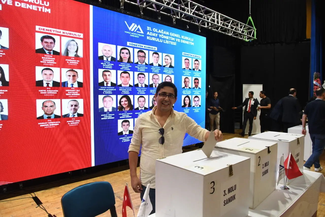 Vergi Müfettişleri Derneği'nde bayrak değişimi 14