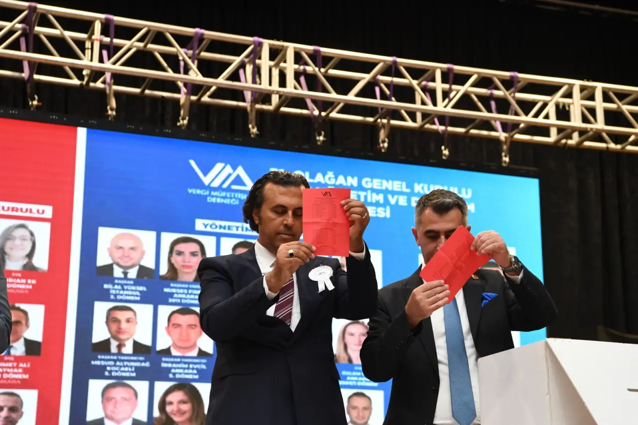 Vergi Müfettişleri Derneği'nde bayrak değişimi 67