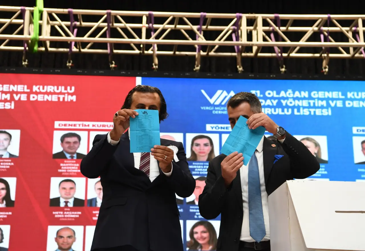 Vergi Müfettişleri Derneği'nde bayrak değişimi 31