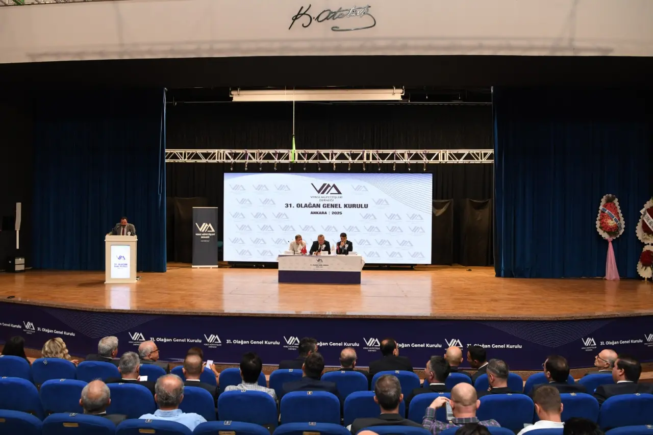 Vergi Müfettişleri Derneği'nde bayrak değişimi 10