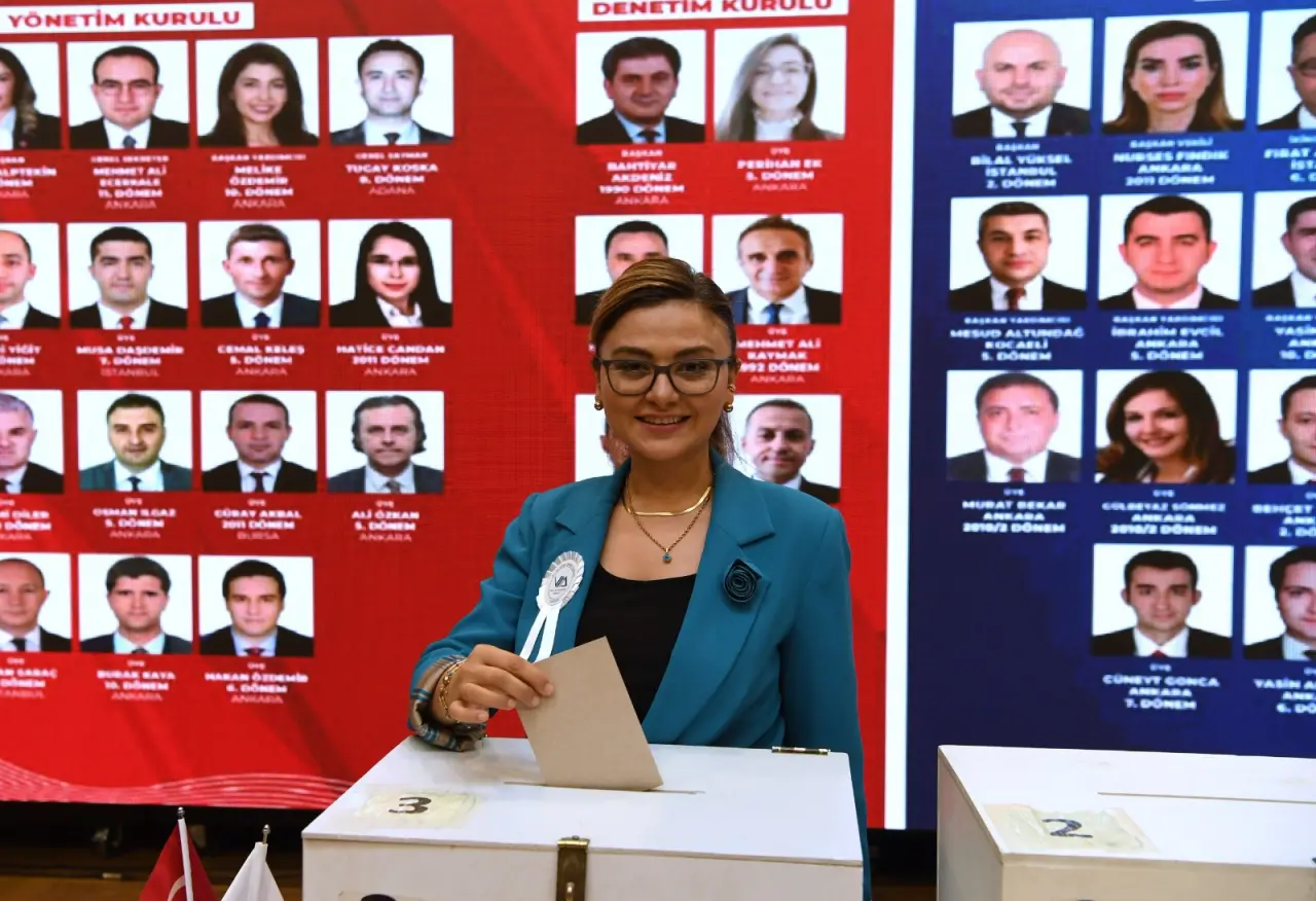 Vergi Müfettişleri Derneği'nde bayrak değişimi 23