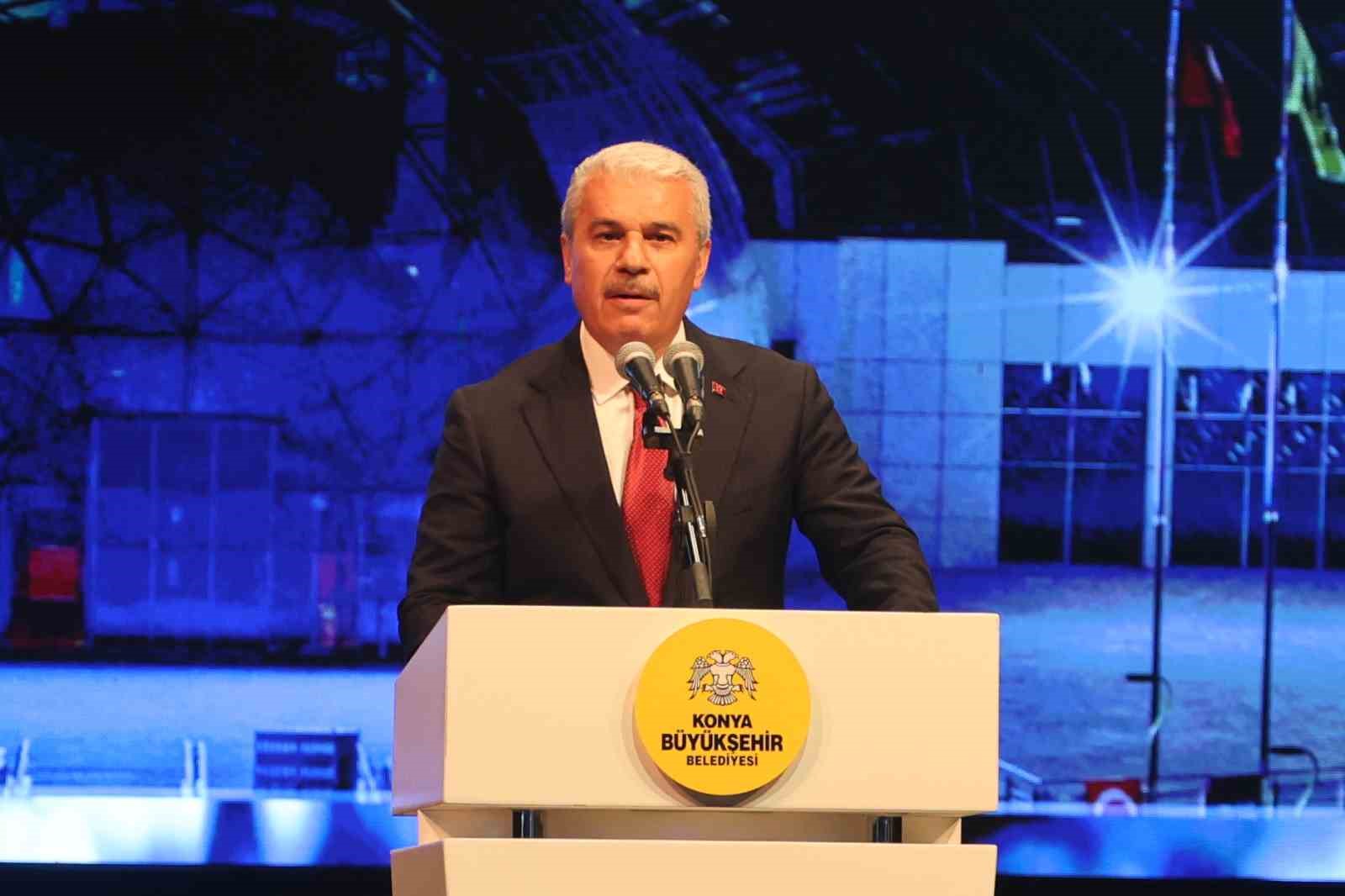 bakan-ciftci-koklerinden-guc-alarak-gelecege-yuruyen-bir-genclik-turkiye-yuzyilini-insa-edecek