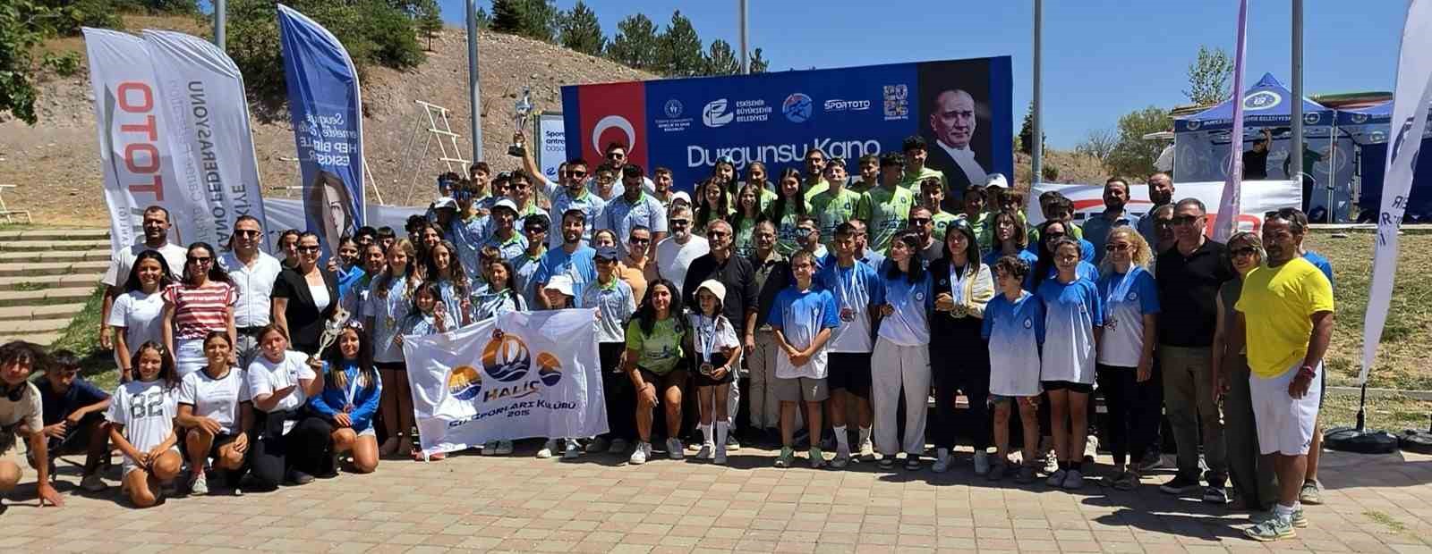 buyuksehir-belediyespor-kanocularindan-12-madalya