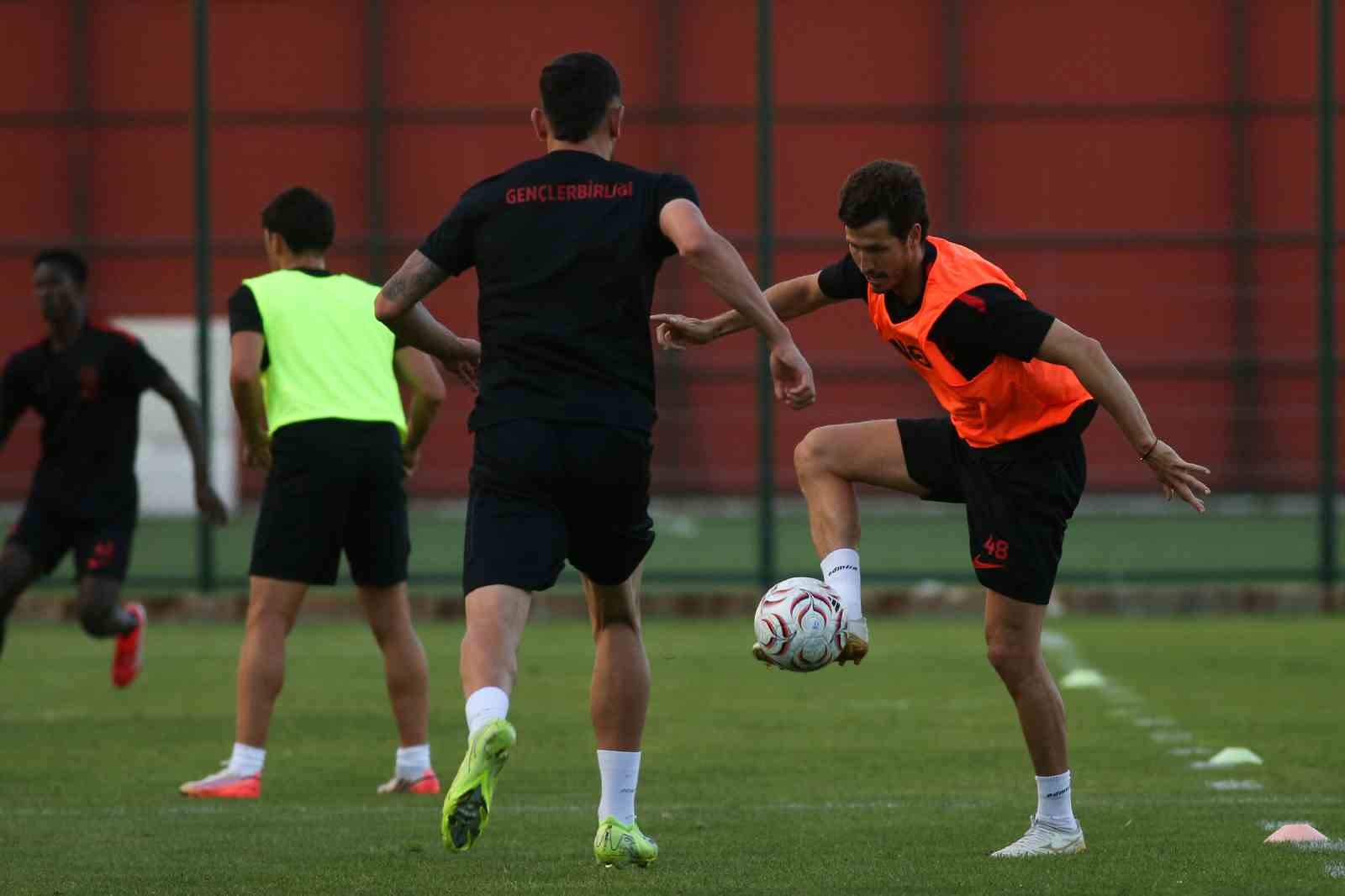 genclerbirligi-trabzonspor-maci-hazirliklarina-basladi