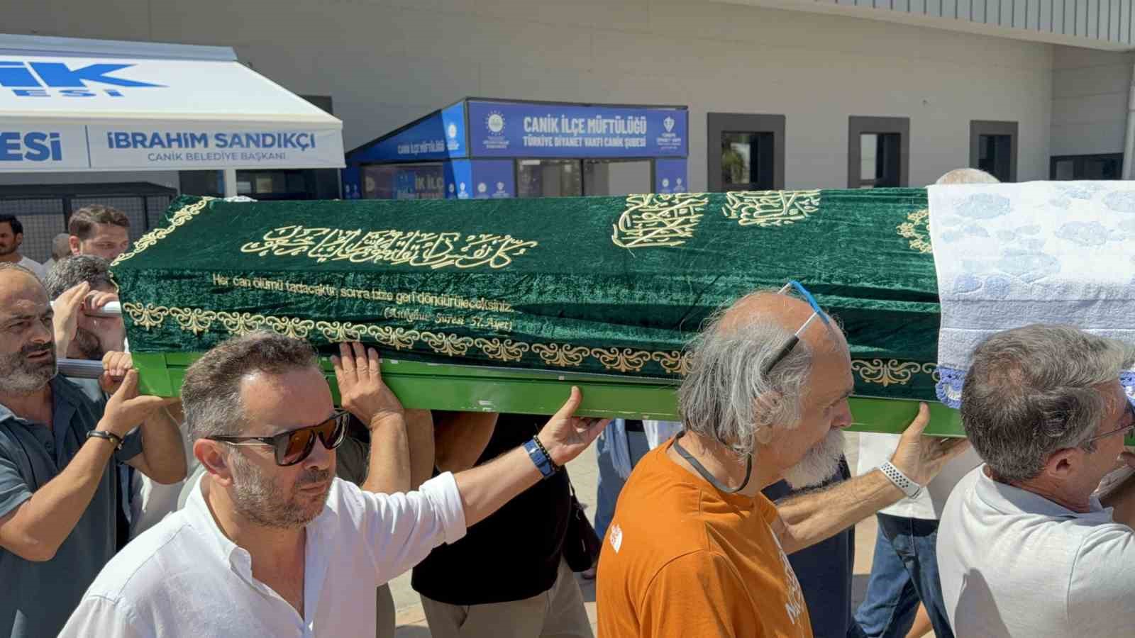 rusyada-saldirida-hayatini-kaybeden-turk-asci-samsunda-topraga-verildi