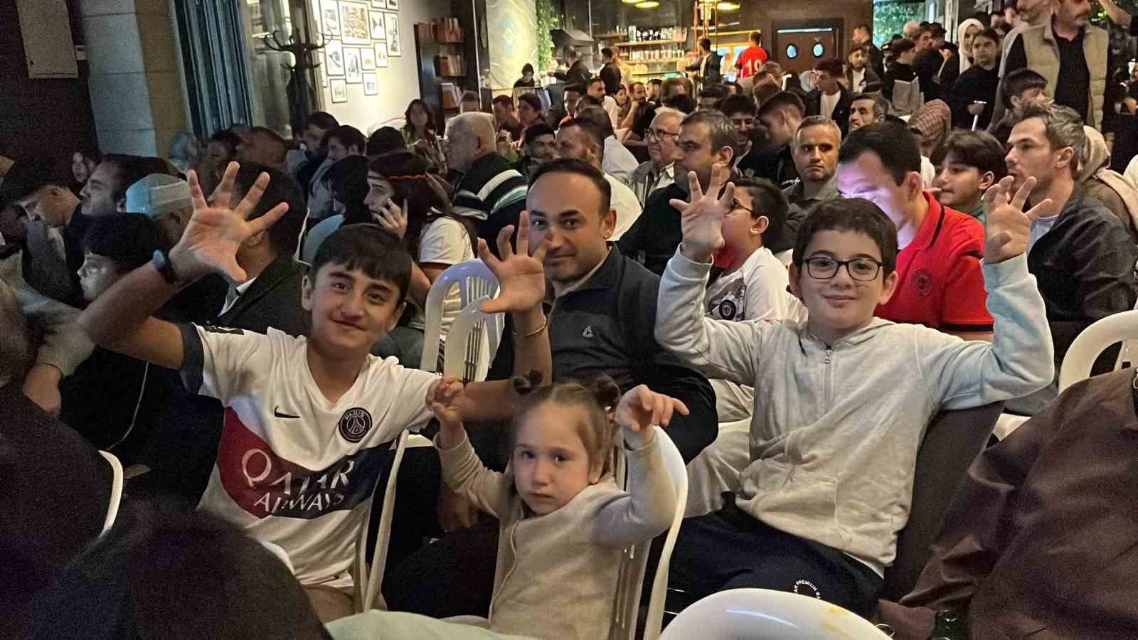 tarihinde-ilk-kez-super-lig-macina-cikan-corum-fkya-taraftarindan-buyuk-destek