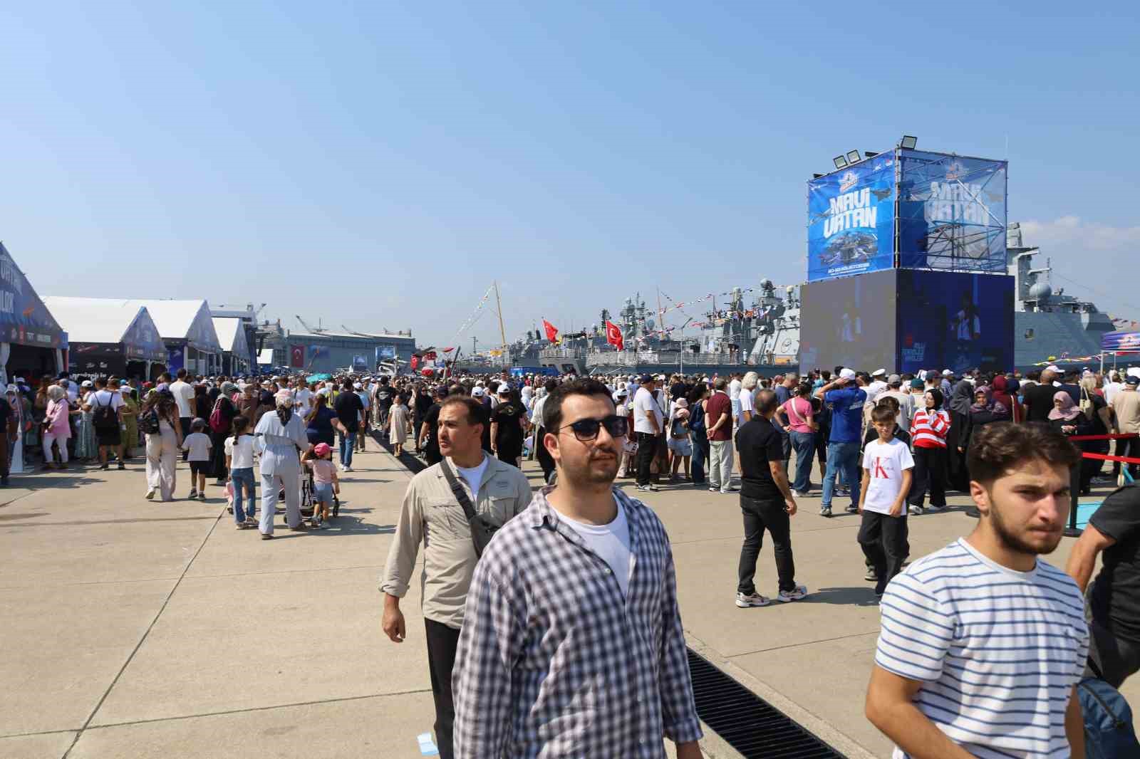 teknofest-mavi-vatanda-adim-atacak-yer-kalmadi