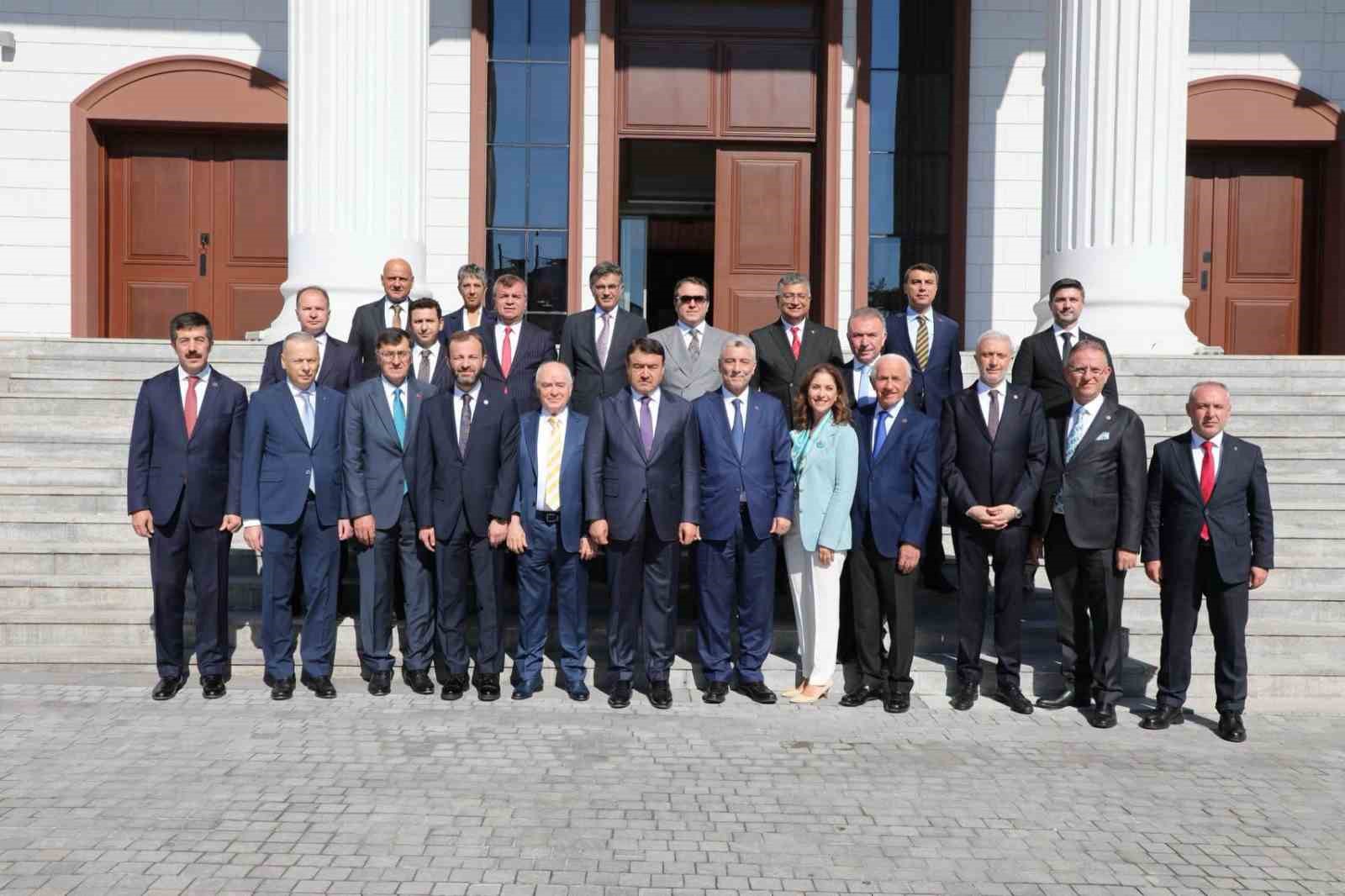 ticaret-bakani-bolattan-kutahya-valiligine-ziyaret