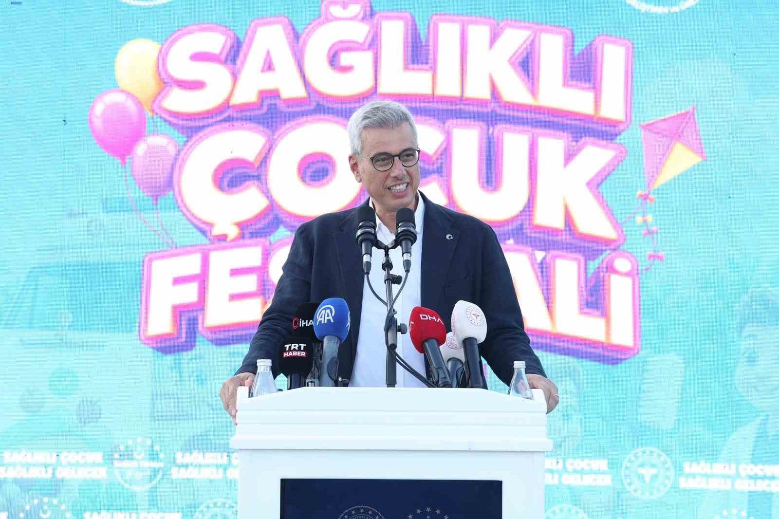 bakan-memisoglu-bugun-yaklasik-3-kisiden-1i-maalesef-sigara-iciyor