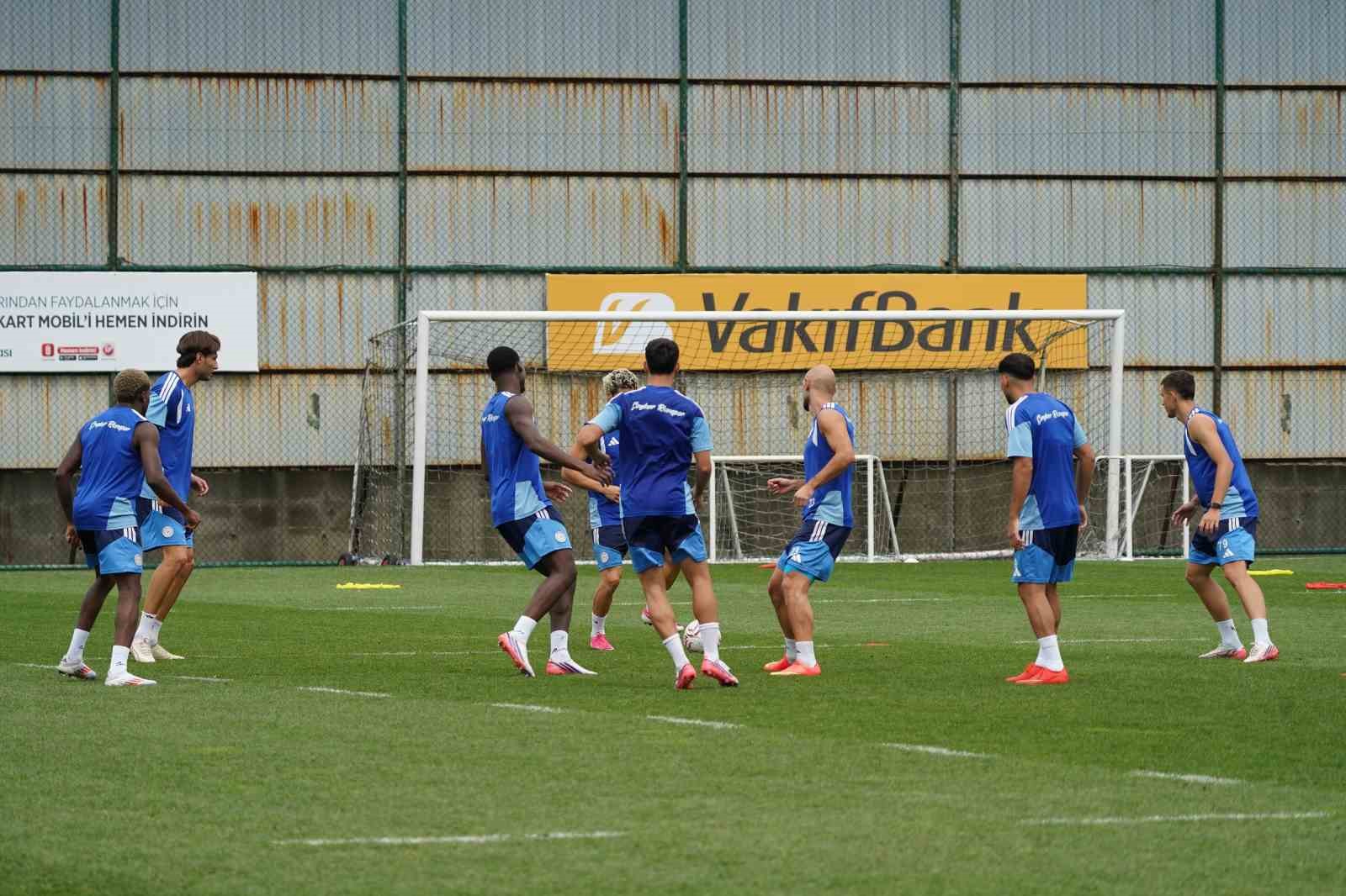 caykur-rizespor-goztepe-maci-hazirliklarini-surdurdu