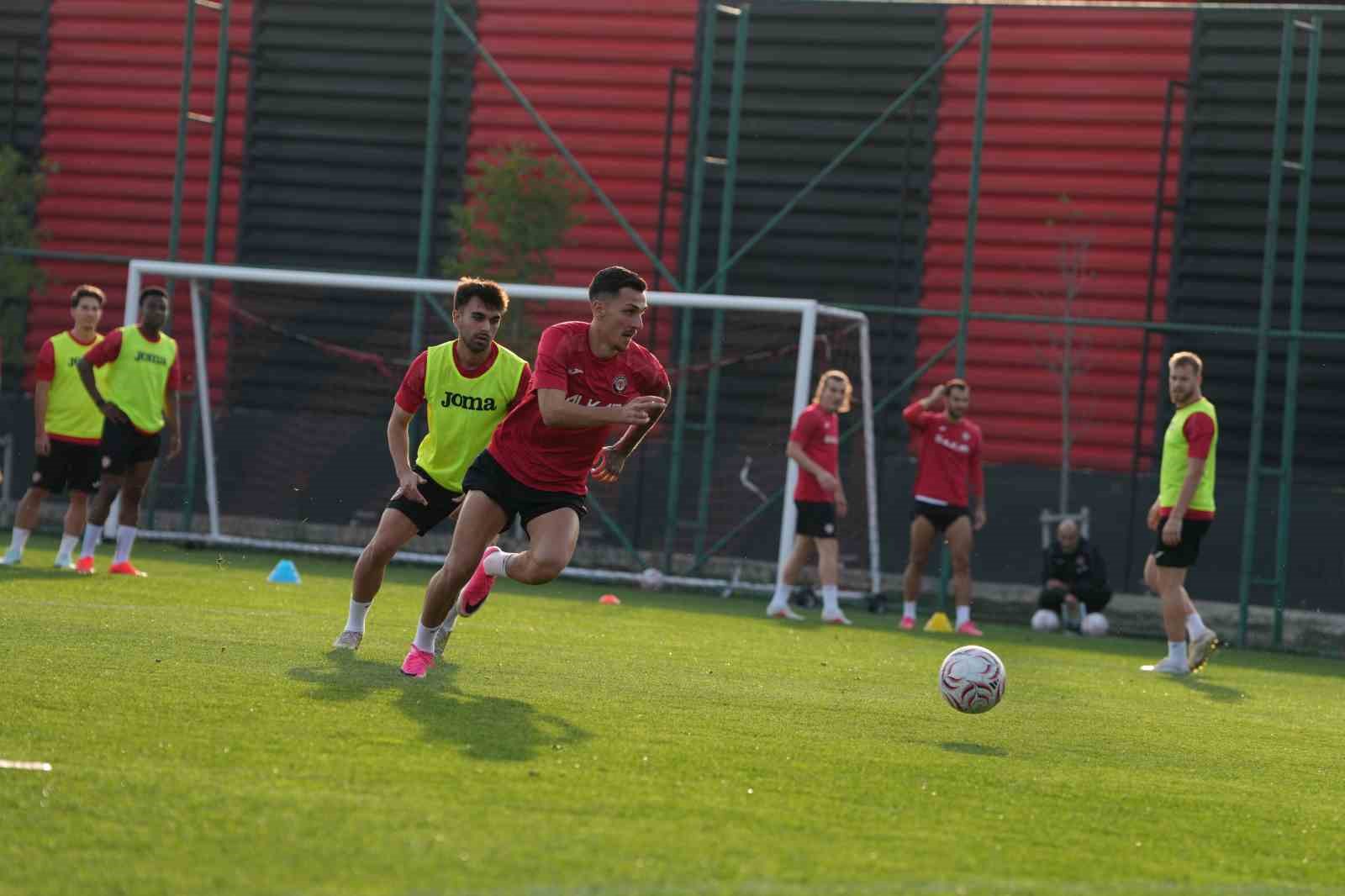 corum-fk-alanyaspor-maci-hazirliklarini-surdurdu