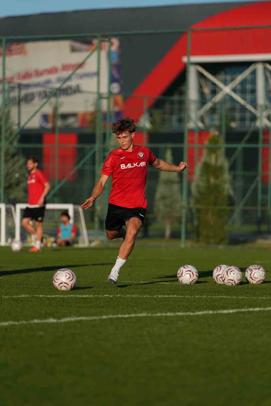corum-fk-samsunspor-maci-hazirliklarini-surdurdu