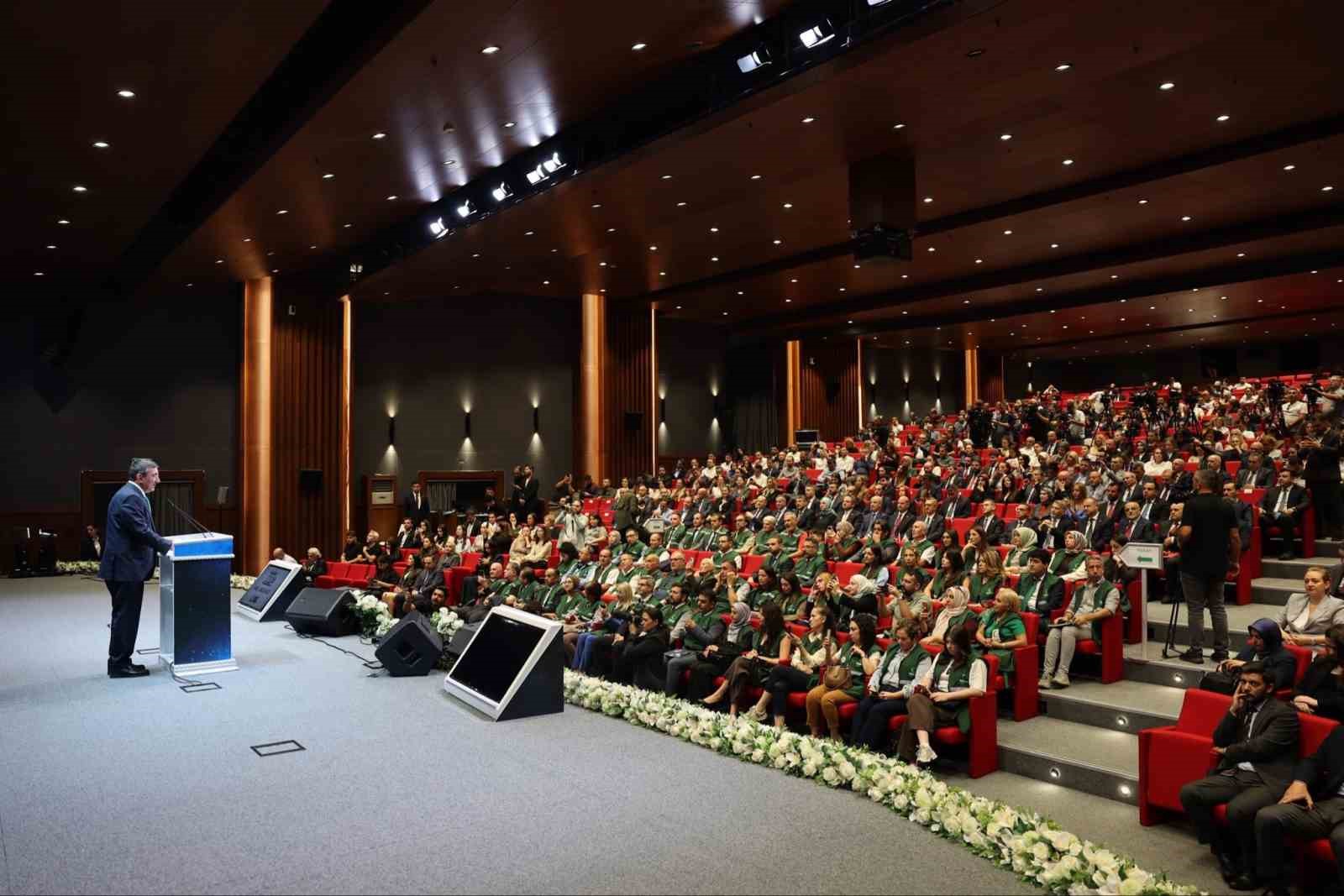 cumhurbaskani-yardimcisi-yilmaz-yasa-disi-bahis-ve-kumarla-mucadelede-iyi-bir-izleme-mekanizmasi-kurduk-gelismeleri-periyodik-bir-sekilde-izliyoruz
