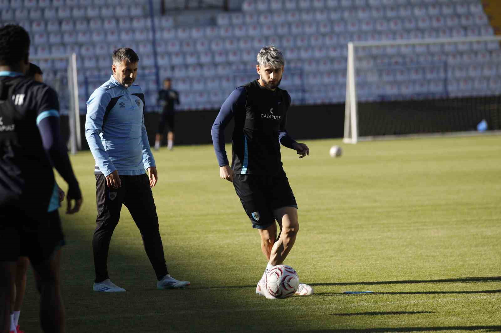 erzurumspor-fk-besiktas-macinin-hazirliklarina-devam-etti