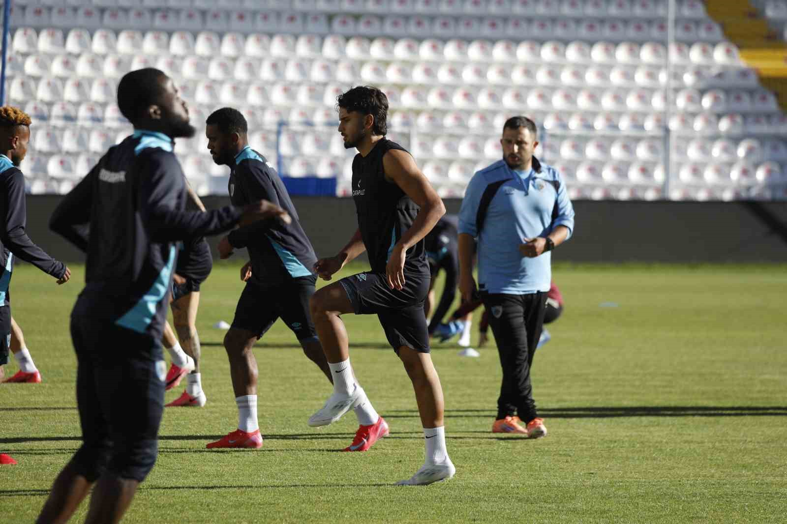 erzurumspor-fk-besiktas-macinin-hazirliklarina-devam-etti