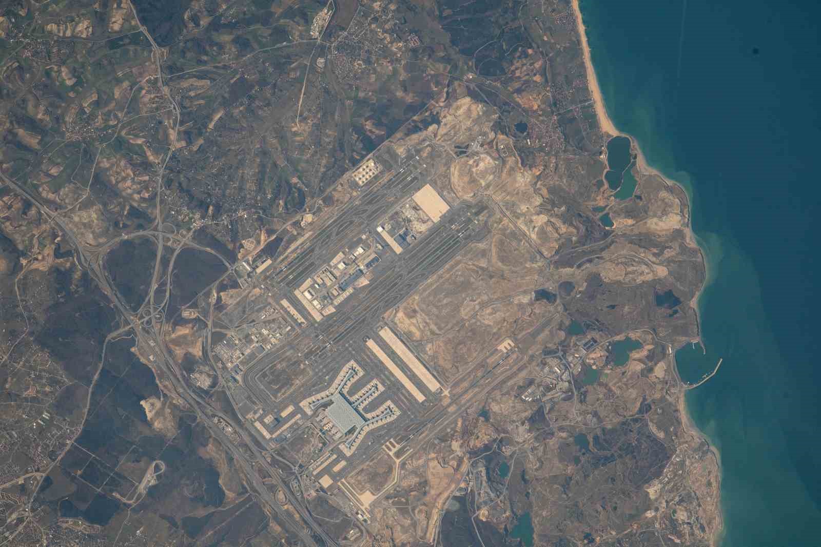 istanbulun-uzaydan-cekilen-fotograflari-paylasildi