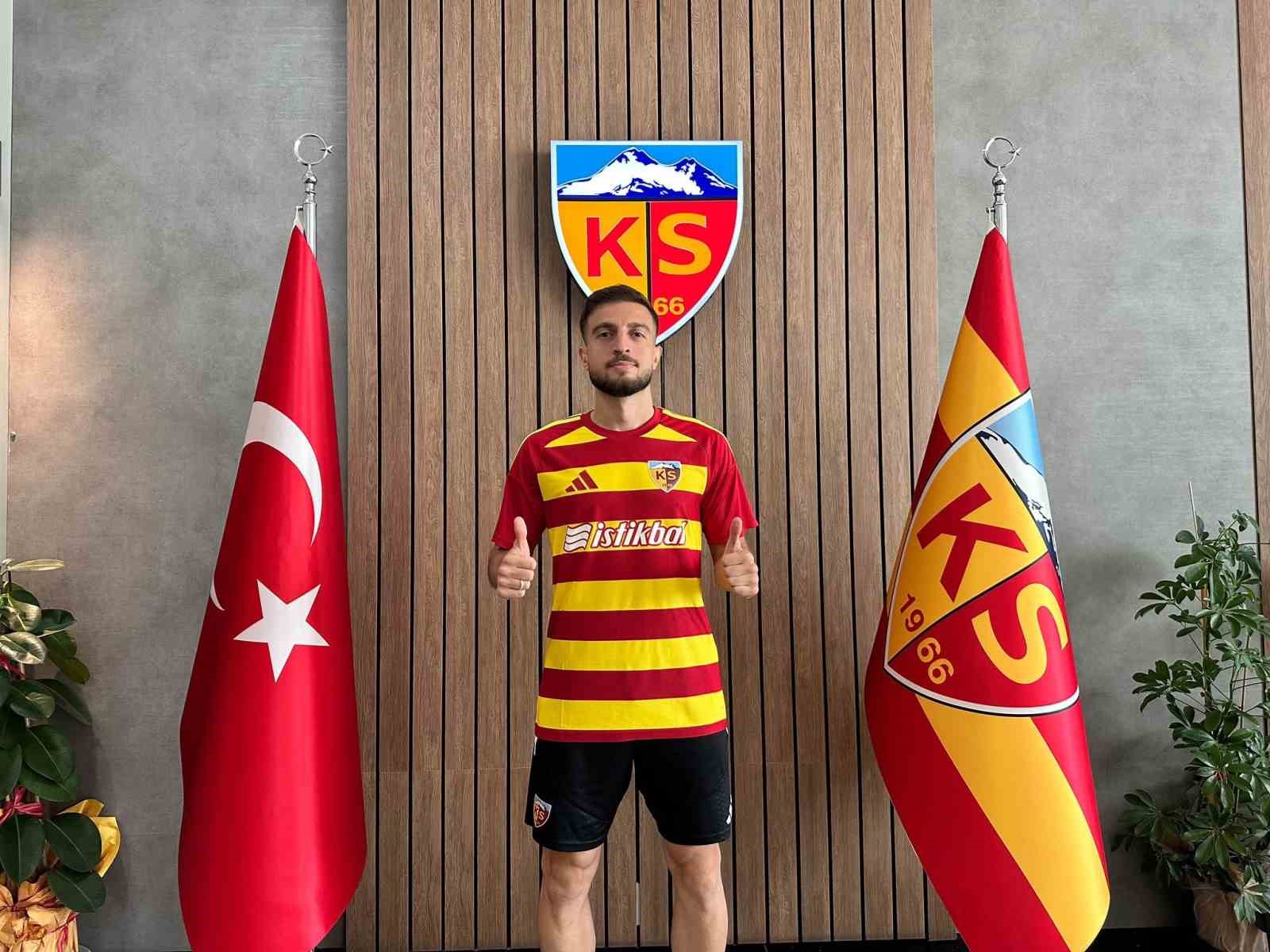 kayserispor-murat-cem-akpinar-ve-ensar-kemaloglunu-acikladi