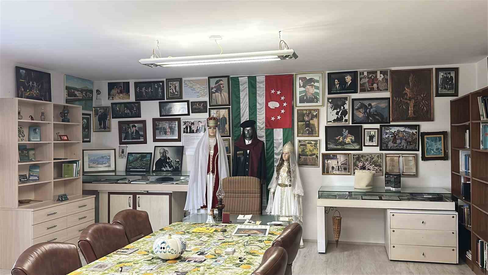 tavan-arasindaki-dede-yadigarindan-muze-gibi-kultur-evine-uzanan-hikaye